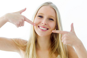 3 Teeth Whitening Methods That Work